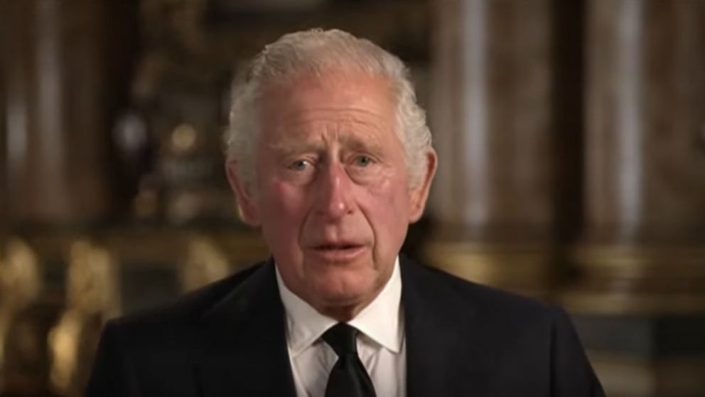 El primer discurso de Carlos III como rey: "Las obligaciones de la monarquía se mantienen"