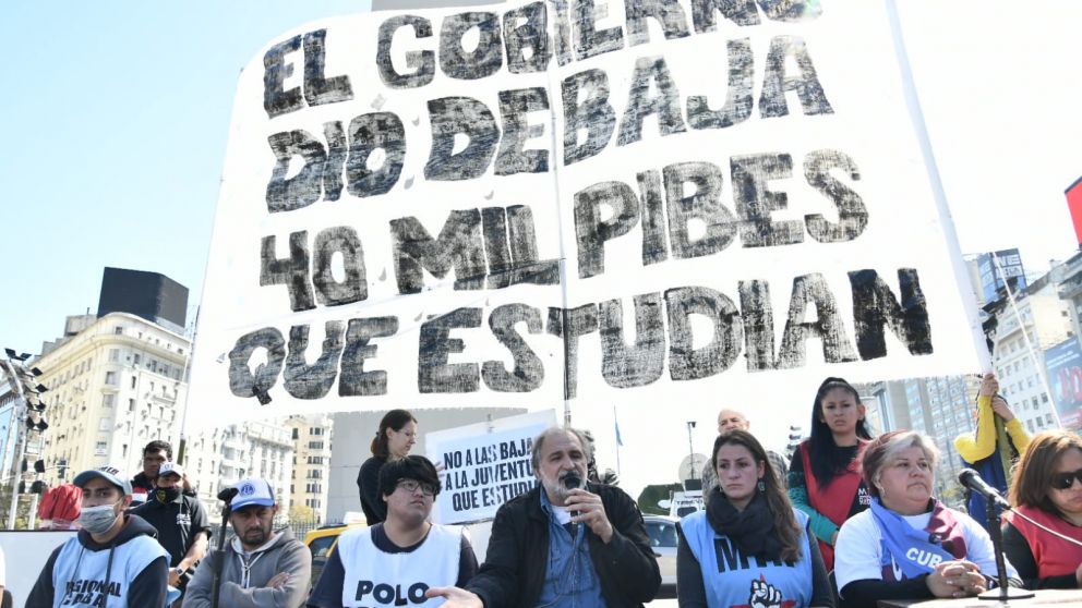 Gobierno le da la razón a organizaciones sociales al considerar compatible el Potenciar Trabajo y Becas Progresar