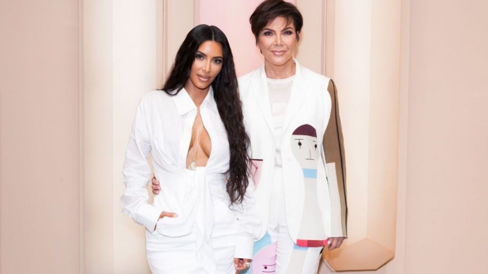 Kim Kardashian se lanza a otra industria y embarca a su madre, Kris Jenner