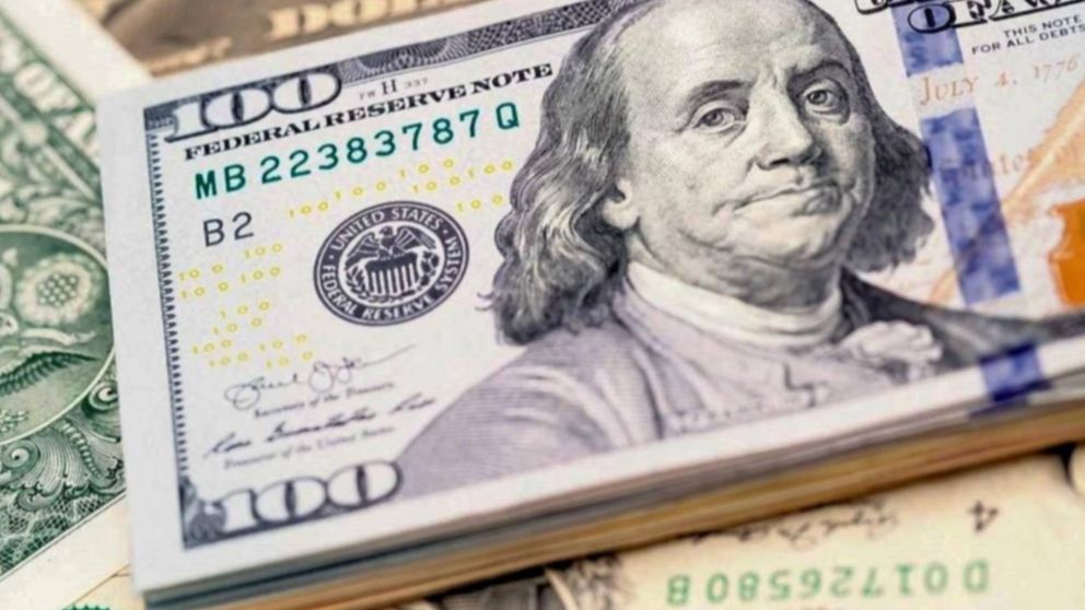 Bajó el dólar blue, pero la pulseada cambiaria continuará