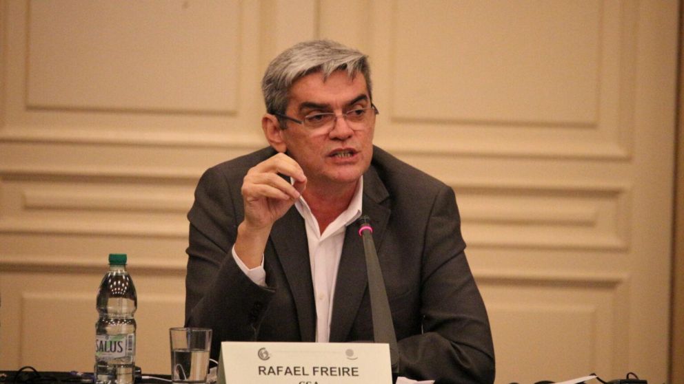 El secretario general de la CSA, Rafael Freire Nieto, firmó la declaración de condena de los gremios continentales