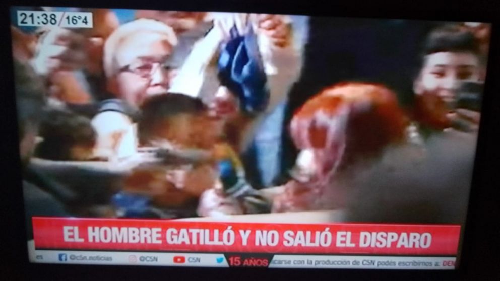 Dirigentes de la oposición repudiaron ataque contra Cristina Kirchner