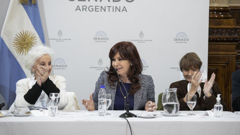 "No vamos a permitir que la condenen", aseguró Carlotto tras reunirse con Cristina