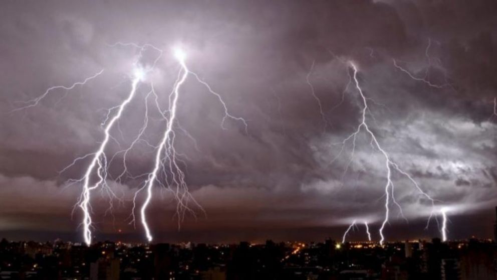 Llegada de la tormenta de Santa Rosa