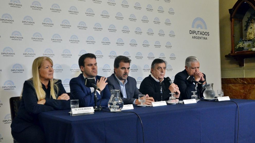 Juntos por el Cambio presentó un pedido de jucio político contra Alberto Fernández