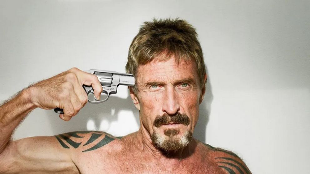 La vida de John McAfee fue diametralmente opuesta a la de contemporáneos suyos como Steve Jobs o Bill Gates