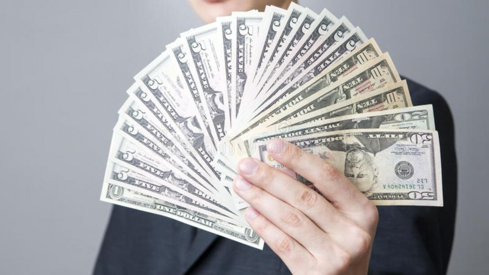 A sus 20 años se convirtió en millonario por apostar a los memes