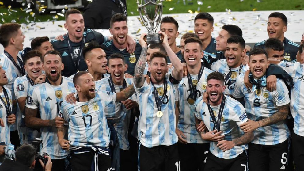 En el Mundial de EE.UU, México y Canadá, la Argentina defenderá la copa