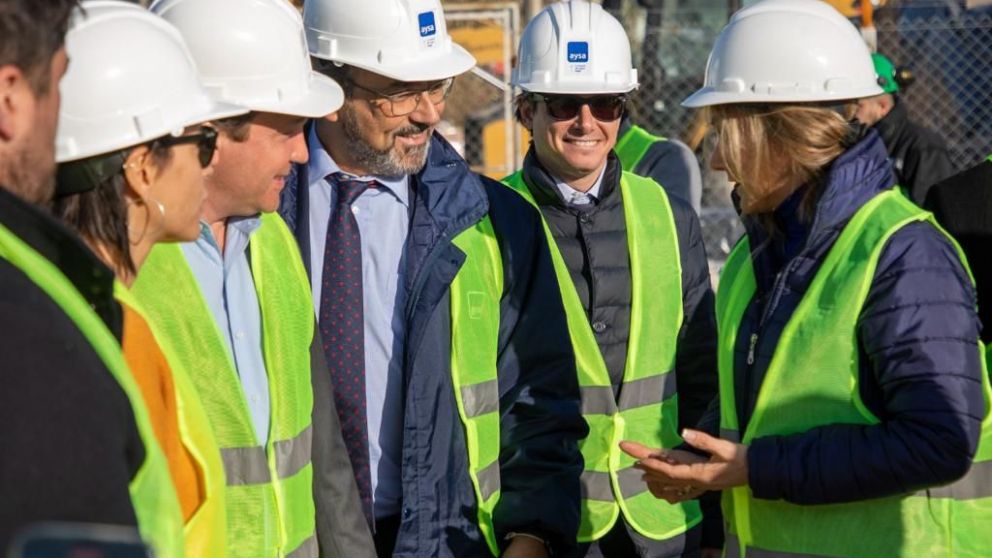 Galmarini se reunió con intendentes para recorrer obras de potabilización de agua