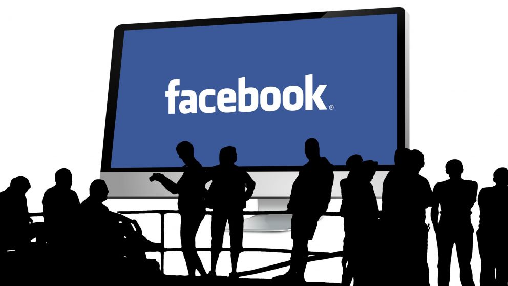 Facebook no dio razones por los despidos