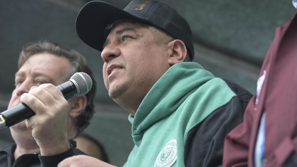 Pablo Moyano le lanzó un fuerte pedido a Alberto Fernández