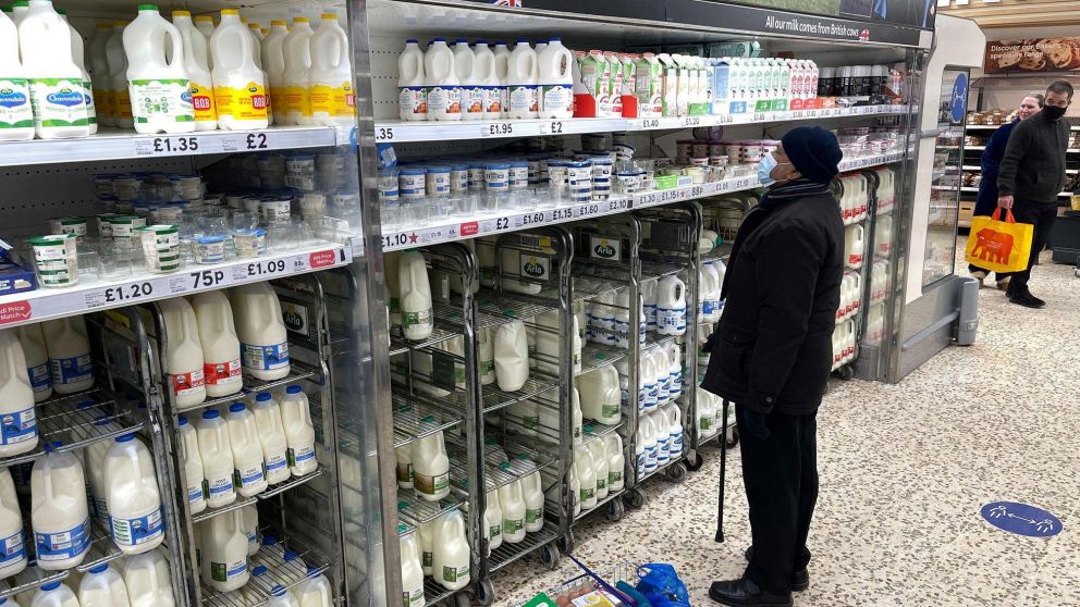 Los precios de los alimentos aumentaron notablemente, en particular los productos de panadería, lácteos, carnes y verduras