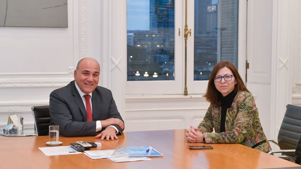 El jefe de Gabinete Juan Manzur y la presidenta del BNA, Silvina Batakis, analizaron las líneas crediticias