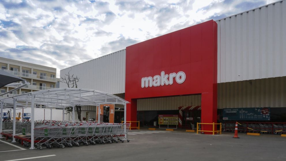 Carrefour negocia la compra de Makro