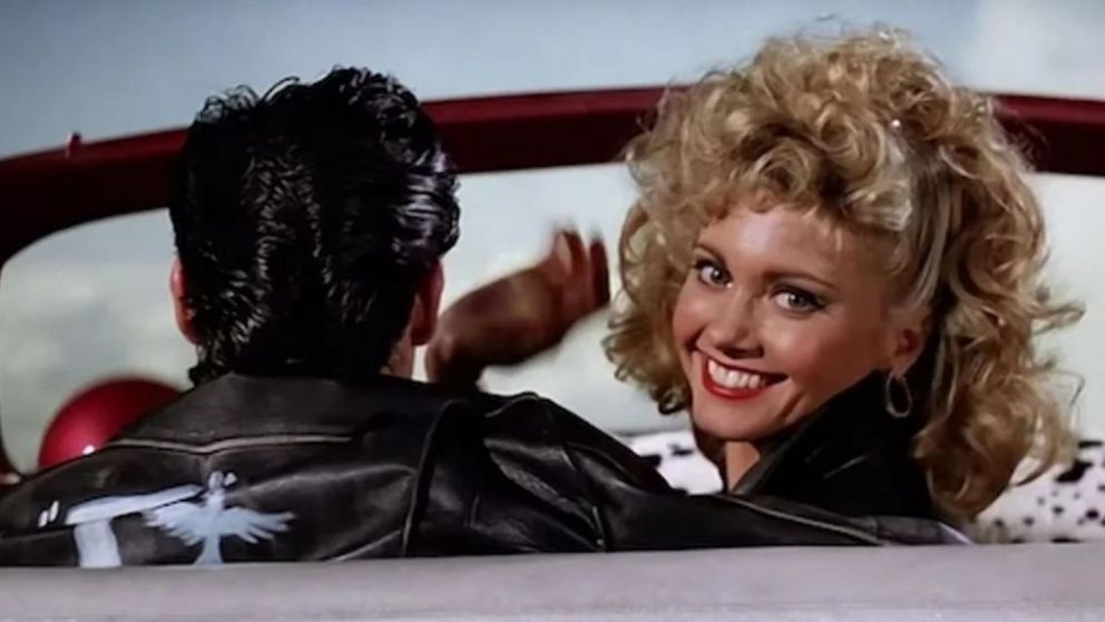 La película Grease hizo famosos a Olivia Newton-John y John Travolta