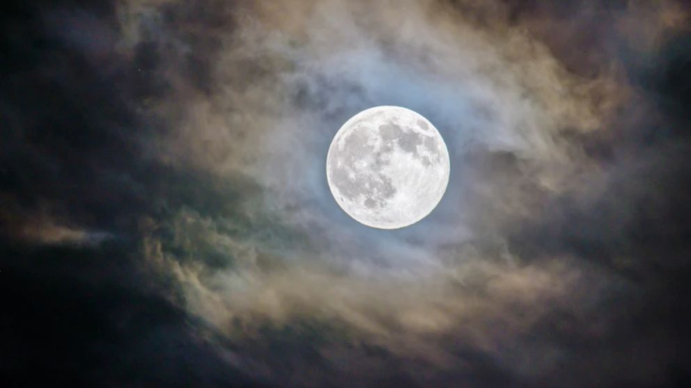 Superluna: qué es y cuándo se puede ver desde Argentina
