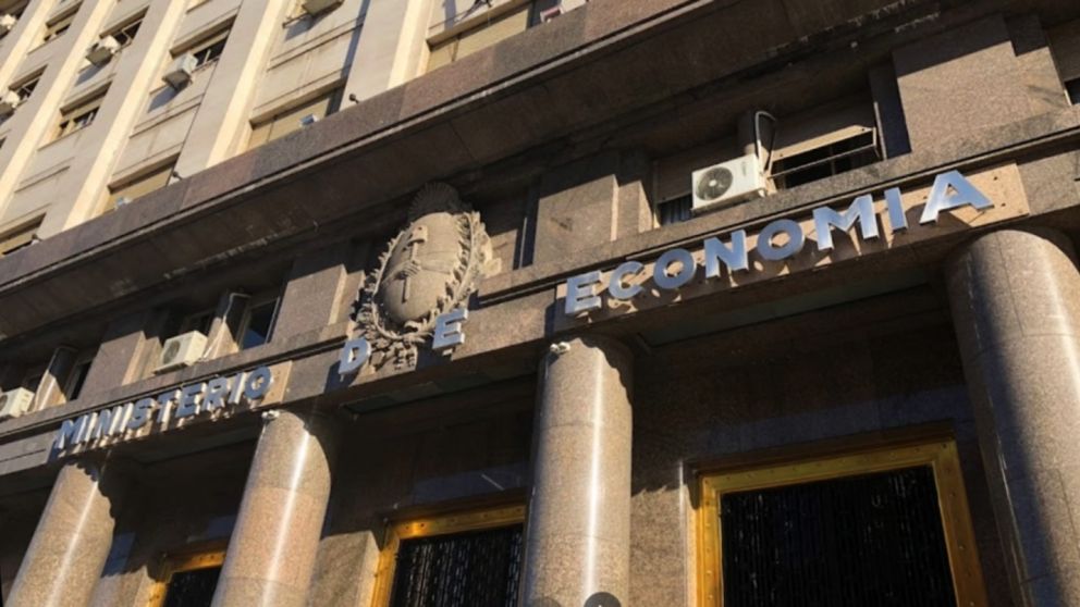 El Tesoro llama a licitación para alivianar vencimientos
