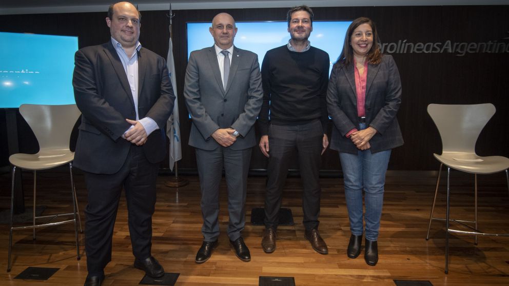 Aerolíneas Argentinas anunció la continuidad de vuelos directos desde Brasil hacia destinos turísticos nacionales