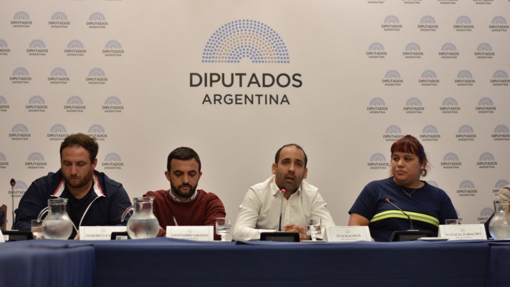 Gana apoyo el proyecto de Ingreso B�sico Universal dentro del oficialismo