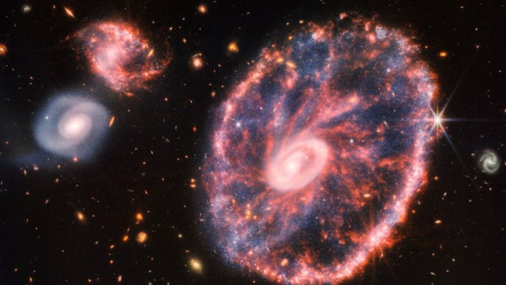 La galaxia que descubrió el telescopio espacial James Webb