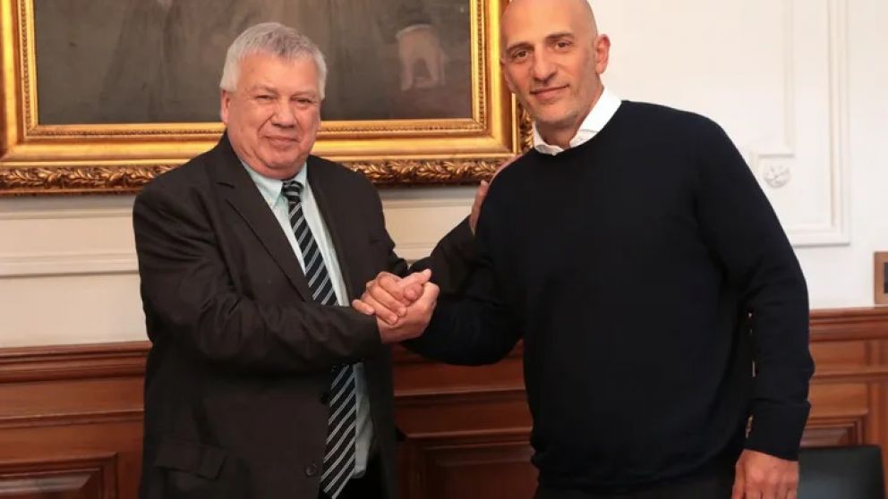Ricardo Gelpi asumió como rector de la UBA y Emiliano Yacobitti fue elegido como vice