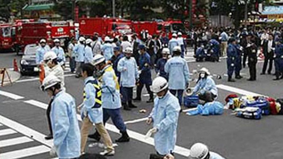 El ataque en plena zona comercial de Tokio dejó a siete personas muertas y una decena heridas
