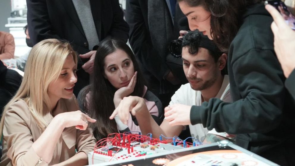 La primera dama Fabiola Yañez visitó la muestra de Tecnópolis