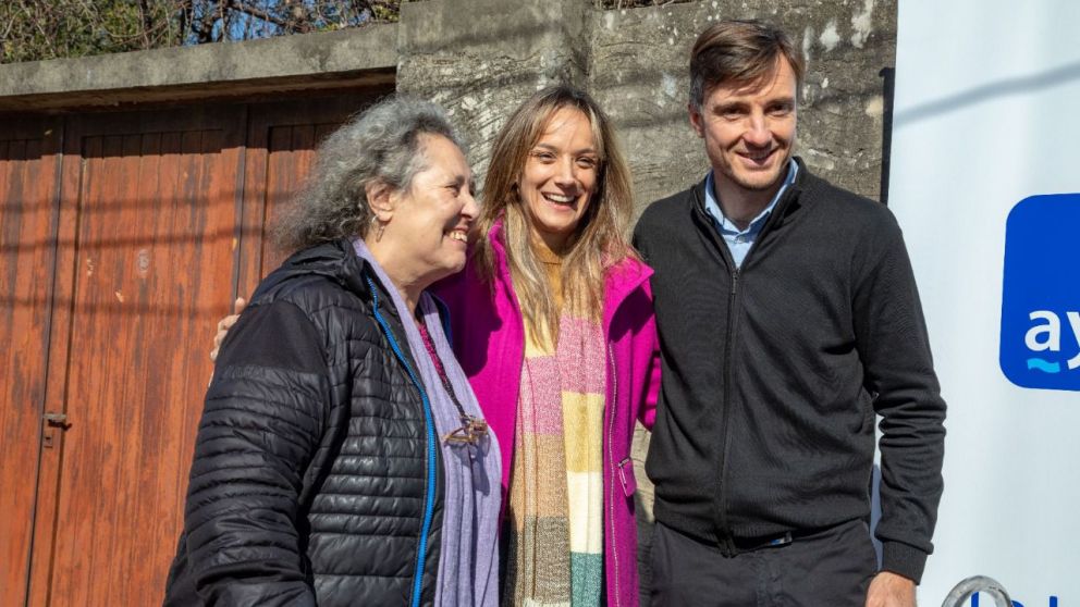 Malena Galmarini y Lucas Ghi habilitaron una red de agua potable para 12.500 habitantes de Castelar Sur, Morón