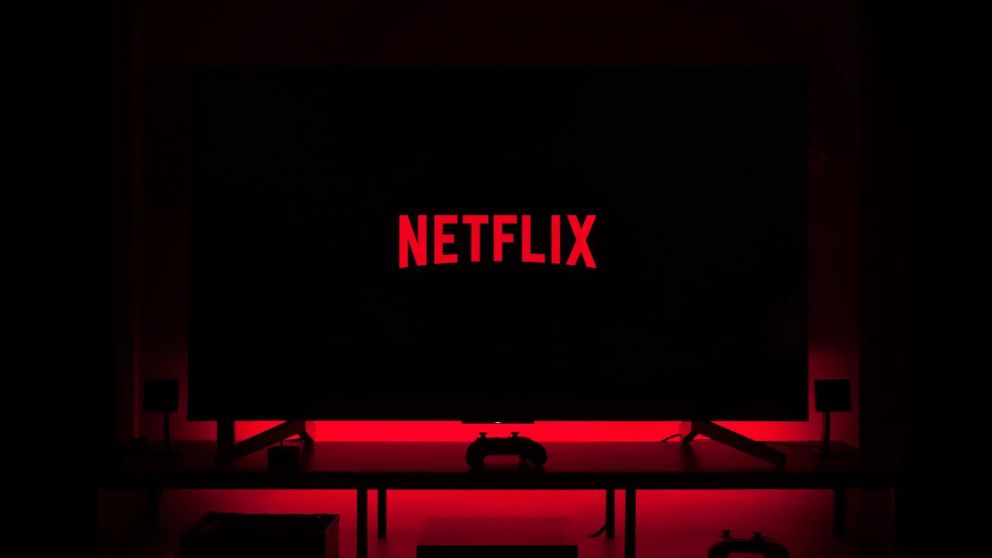 Las acciones en Netflix cayeron luego de una acumulación de siete jornadas consecutivas de ganancias