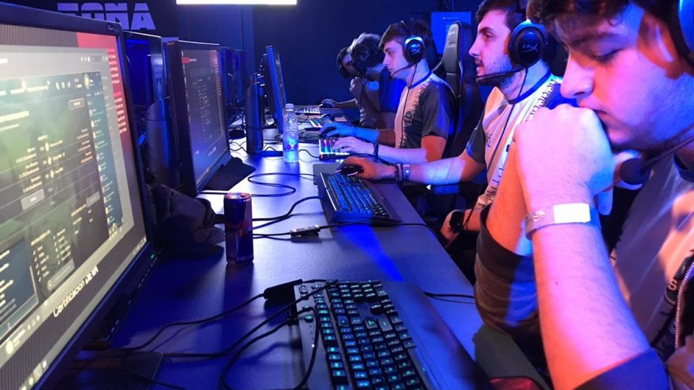 Las cadenas de gastronomía locales apuestan fuerte a la expansión de los Esports