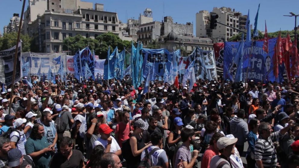 Las movilizaciones se concentrar�n entre el Obelisco y Plaza de Mayo