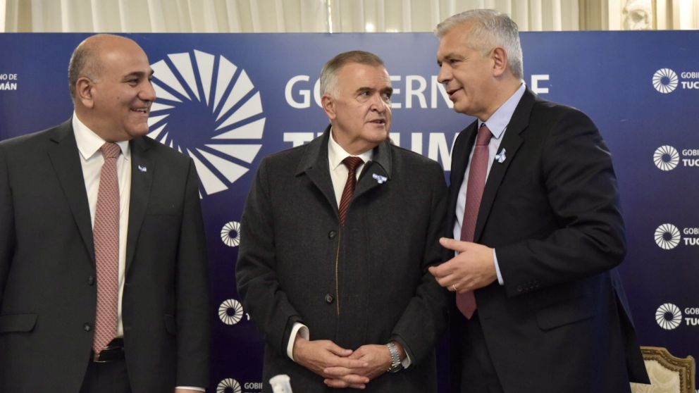 Julián Domínguez: "Los productores tienen garantizado el gasoil y los fertilizantes"