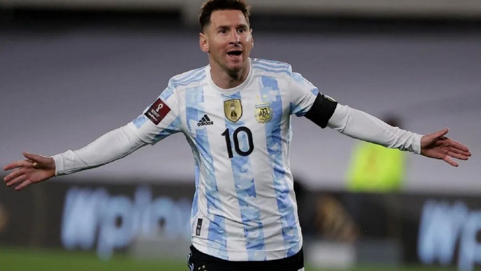 A pocos meses de comenzar el Mundial, descubrí como será la posible camiseta de la Selección Argentina
