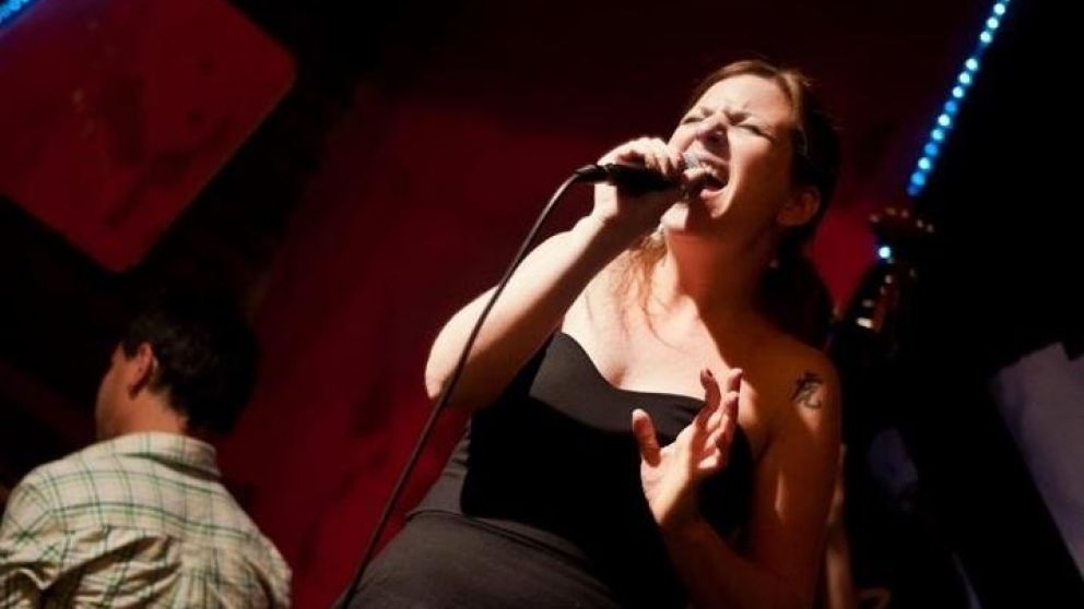 Julieta Kitman presentó en Bebop su segundo disco, Flowin