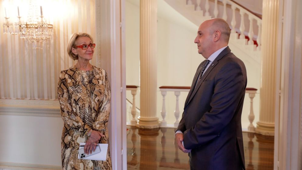 El ministro Alexis Guerrera fue recibido por la vicepresidenta del Consejo de las Américas, Ragnhild Melzi