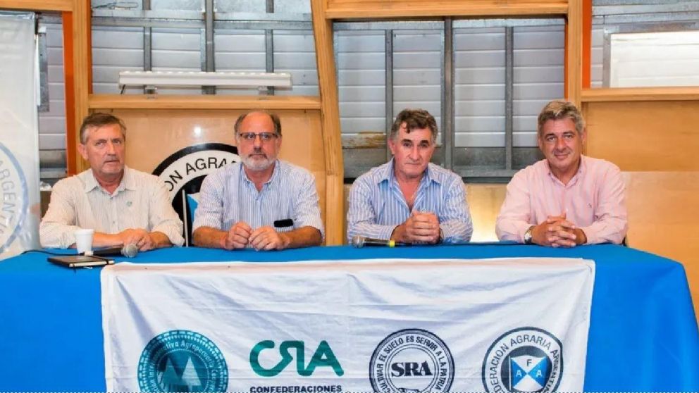 El documento lleva las firmas de las principales c�maras del sector