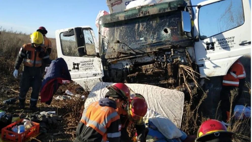 La víctima fue trasladada al Hospital Municipal Dr. Romanazzi, donde poco después falleció