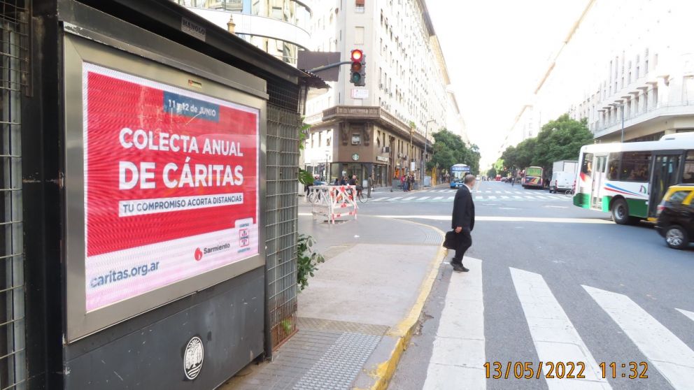 La cartelería impresa y las pantallas digitales colaborar en la difusión de la acción solidaria