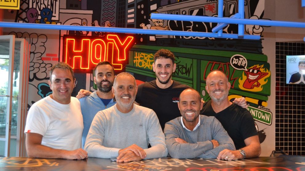 Los dueños de Holy: tercera y cuarta generación de la empresa familiar dueña de Café Martínez