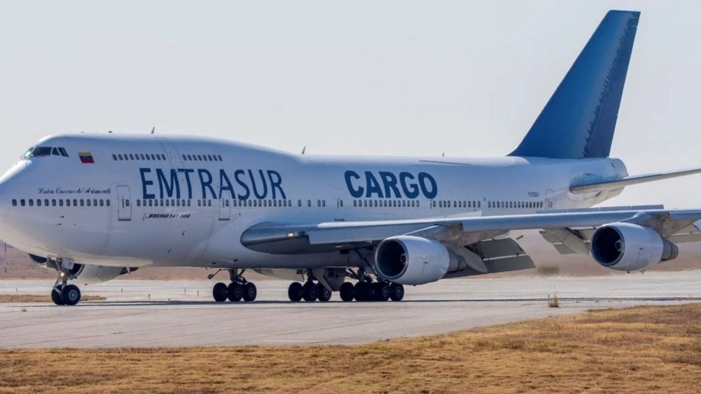 El avión continuará retenido en el aeropuerto de Ezeiza