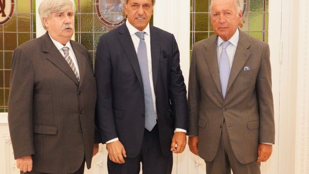 Scioli prometió priorizar la importación de insumos y reimpulsará la mesa energética