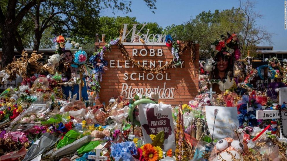 El tiroteo de Texas dejó un saldo de 19 niños y dos maestras fallecidas