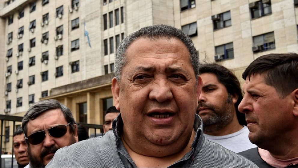 Luis D'El�a