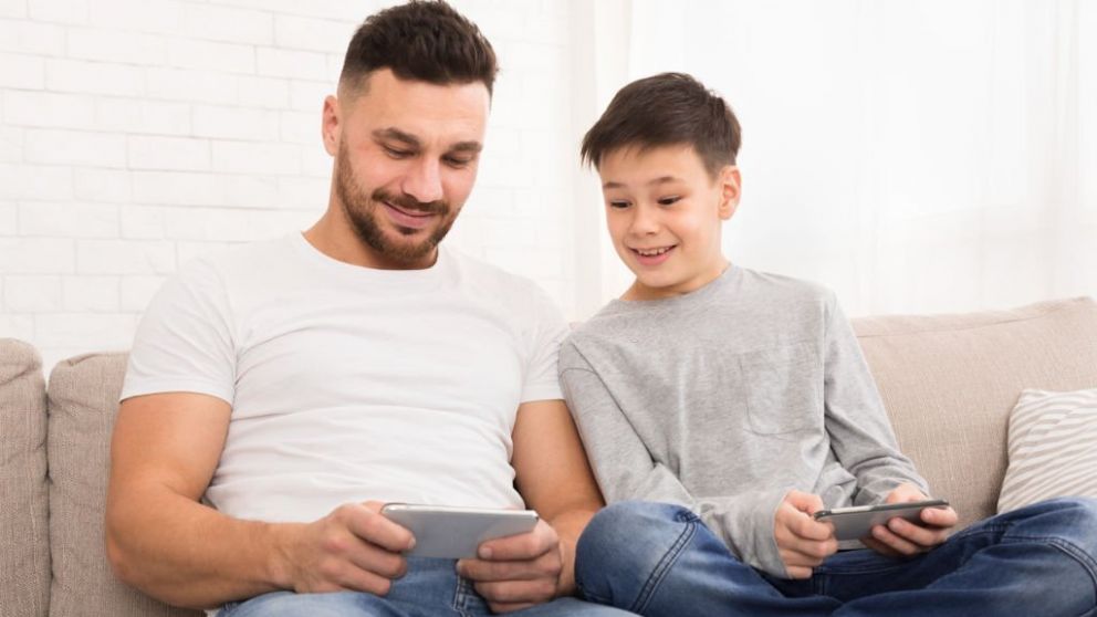 Día del Padre: radiografía del papá argentino, la edad ideal para tener hijos y cuánto tiempo dedica a la familia