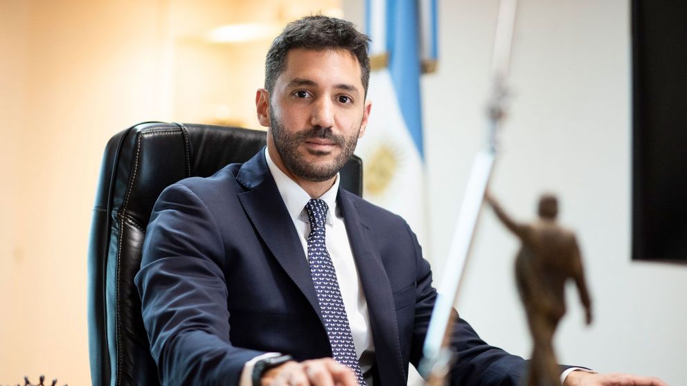 Agustín Gerez, de Energía Argentina, confía en que la obra estará lista en un año