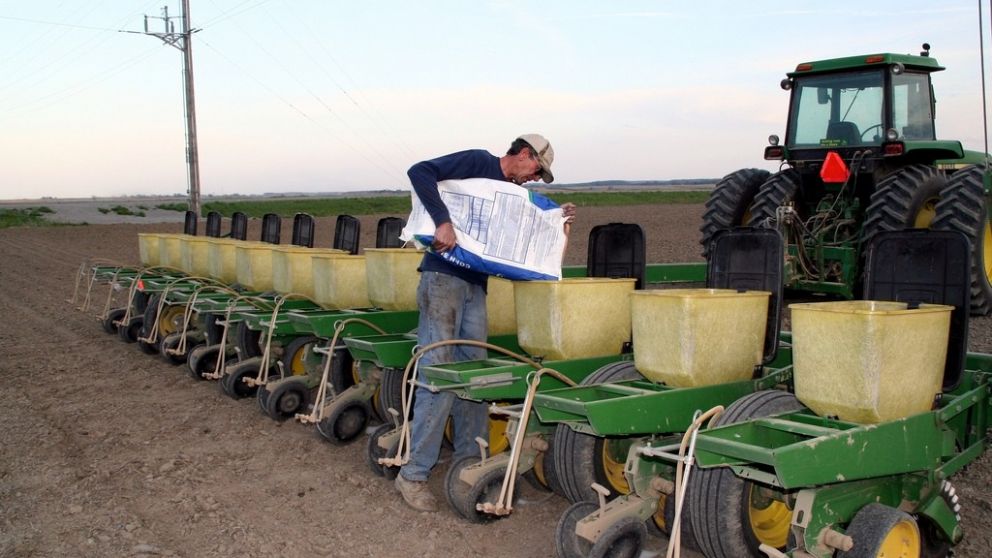 Con una tonelada de soja, los productores compran más insumos que hace 5 años