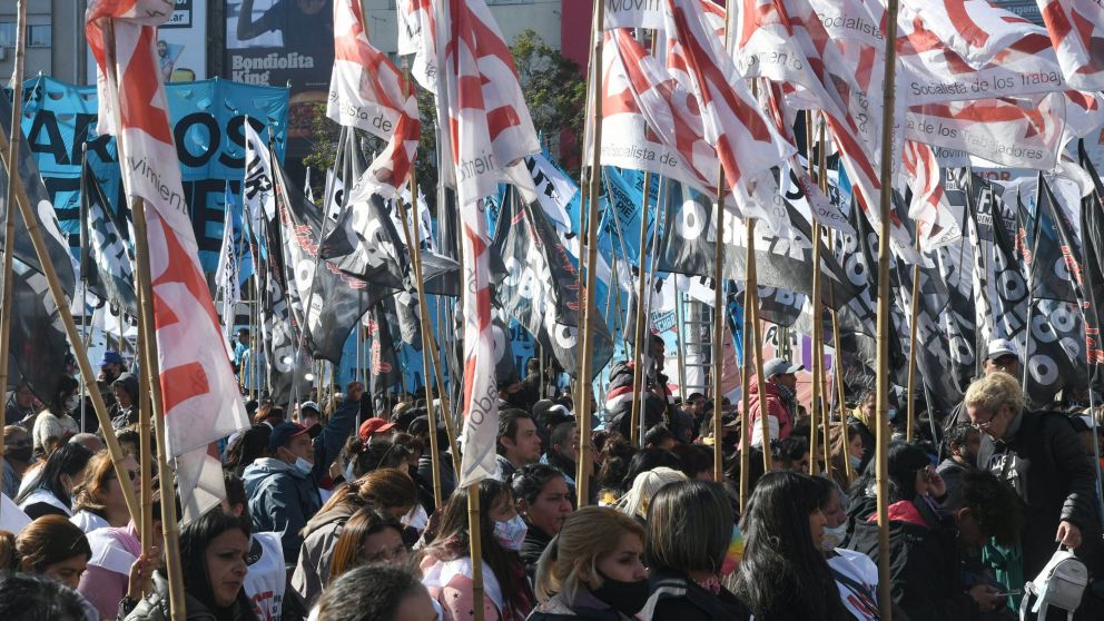 La Unidad Piquetera vuelve al Obelisco por sus reclamos sociales