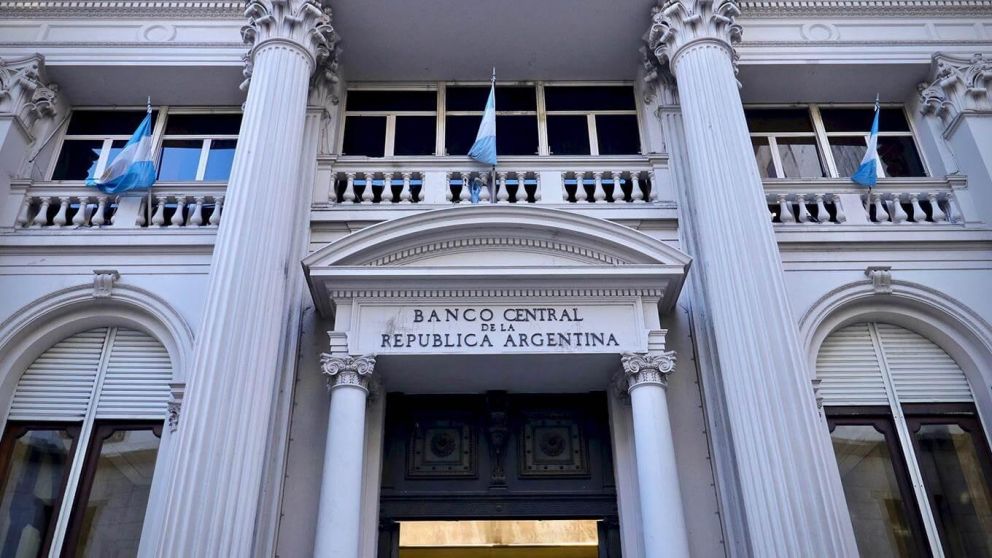 El Central financiará los gastos de las primeras dos semanas de junio, hasta que llegue la licitación del Tesoro