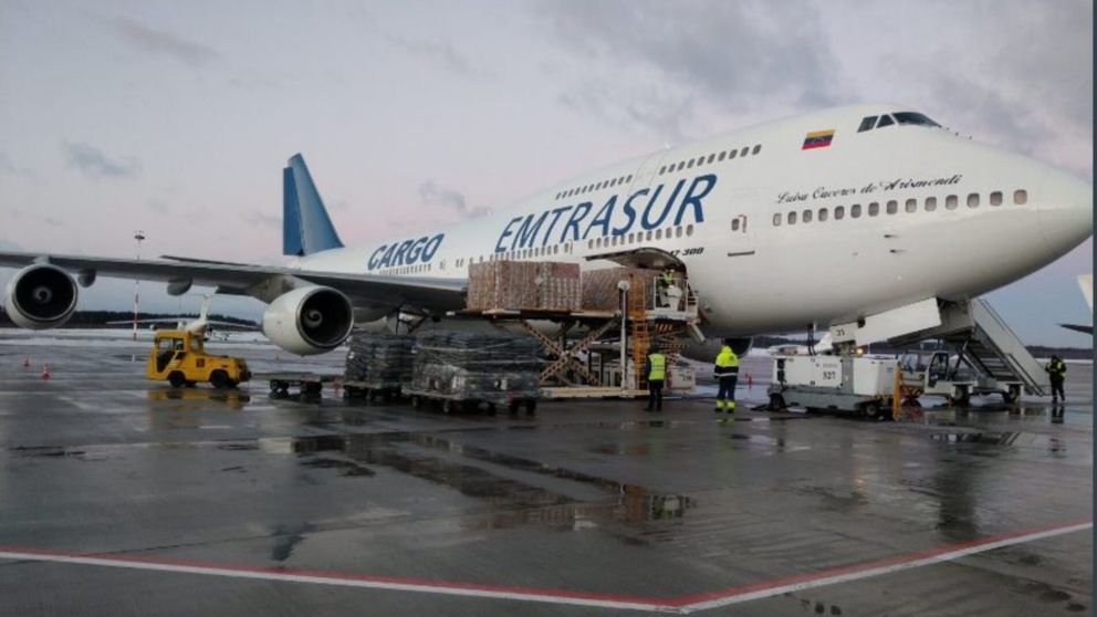 Retienen los pasaportes a los iraníes