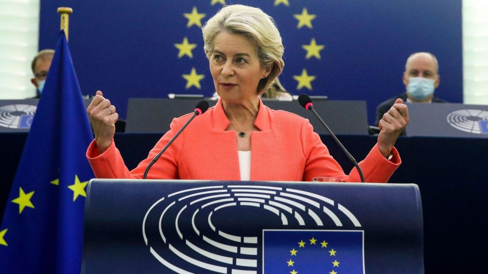 "Es un gran d�a para las mujeres en Europa" tuite� la titular del Ejecutivo comunitario, Ursula von der Leyen